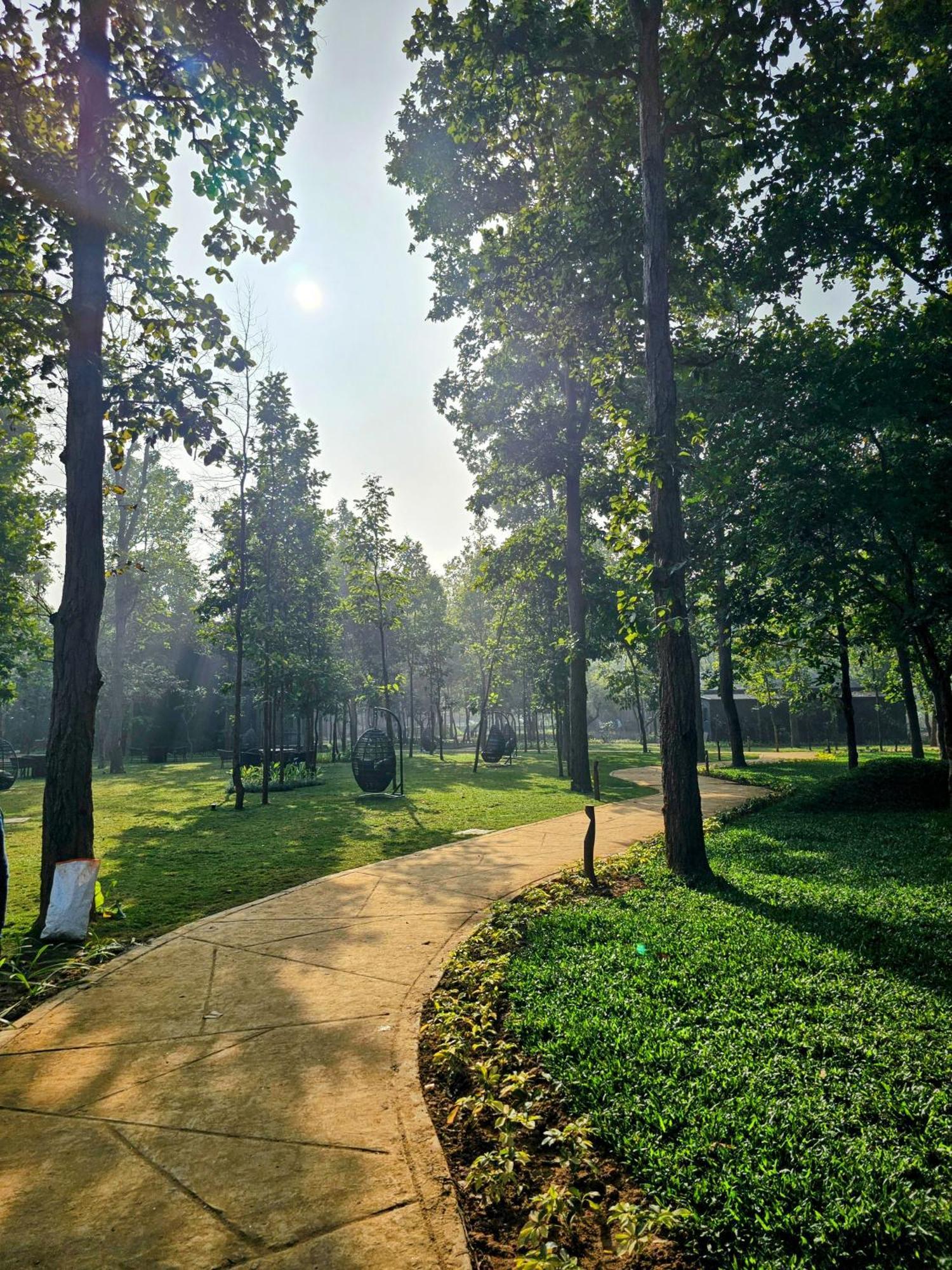 Hotel Sonar Bangla Joypur Forest Exterior photo