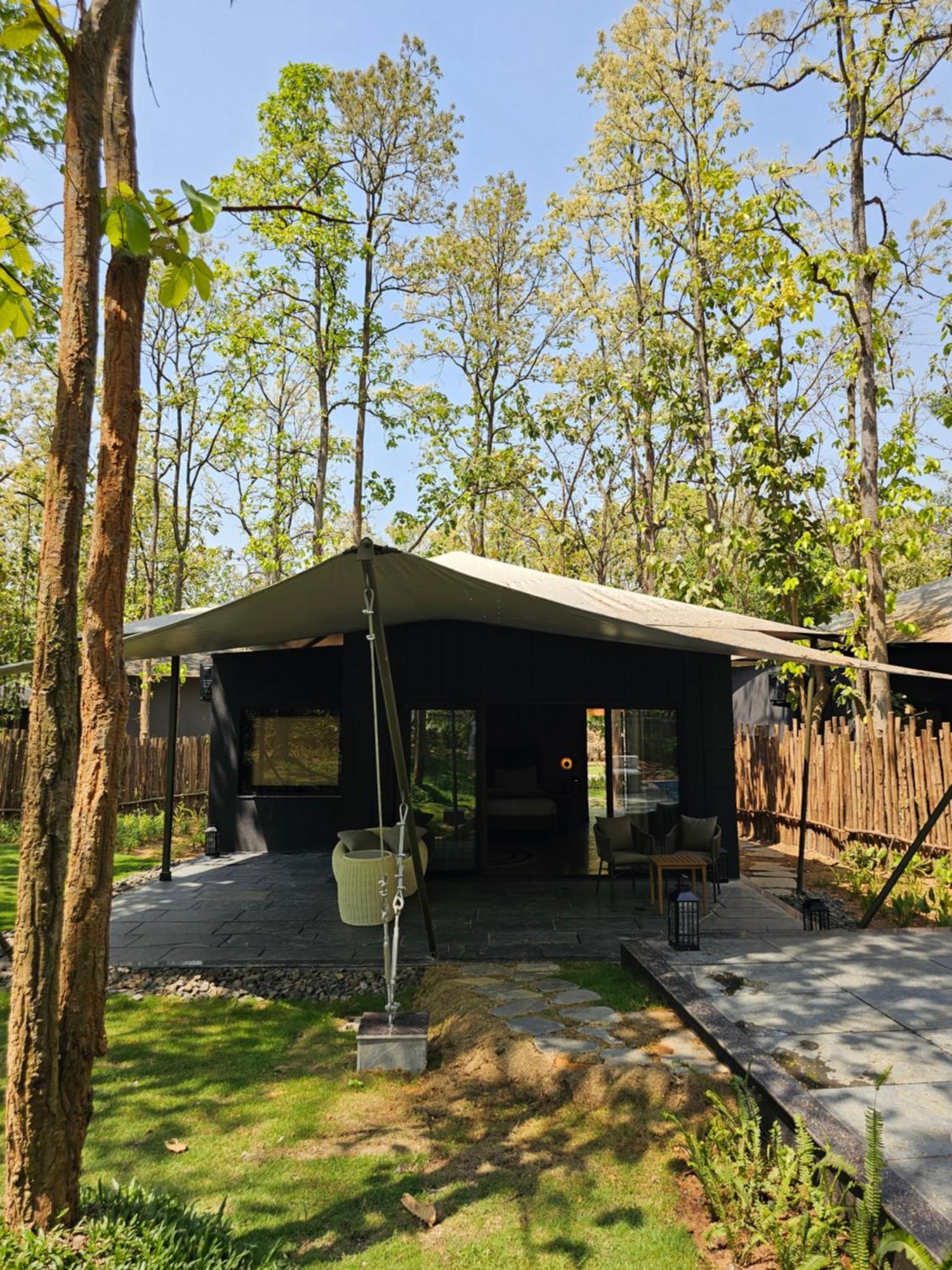 Hotel Sonar Bangla Joypur Forest Exterior photo